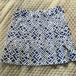 J. McLaughlin navy skirt/skort pull on and zip pockets - small